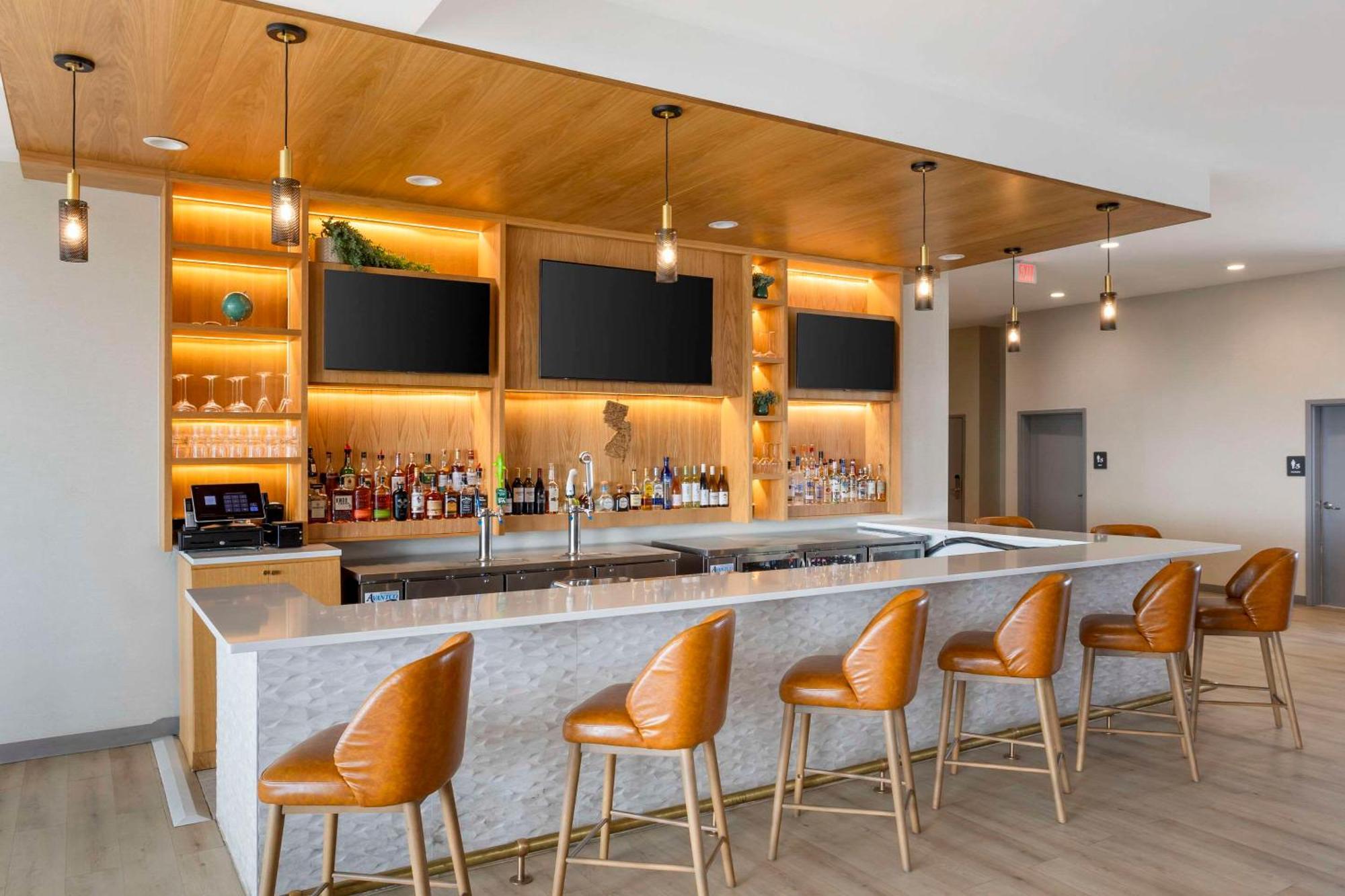 Comfort & Liberty International Airport Hotel Newark