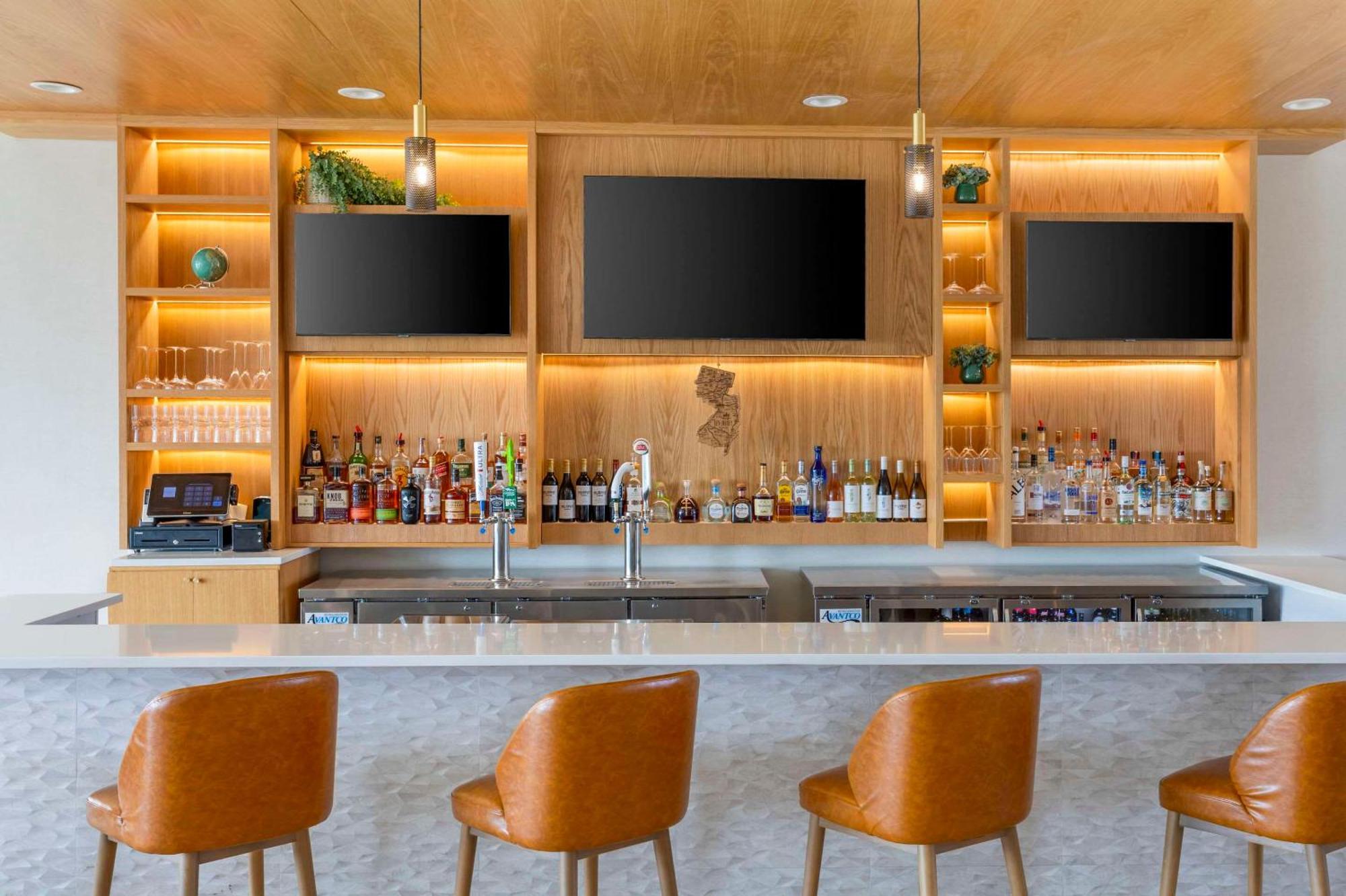Comfort & Liberty International Airport Hotel Newark