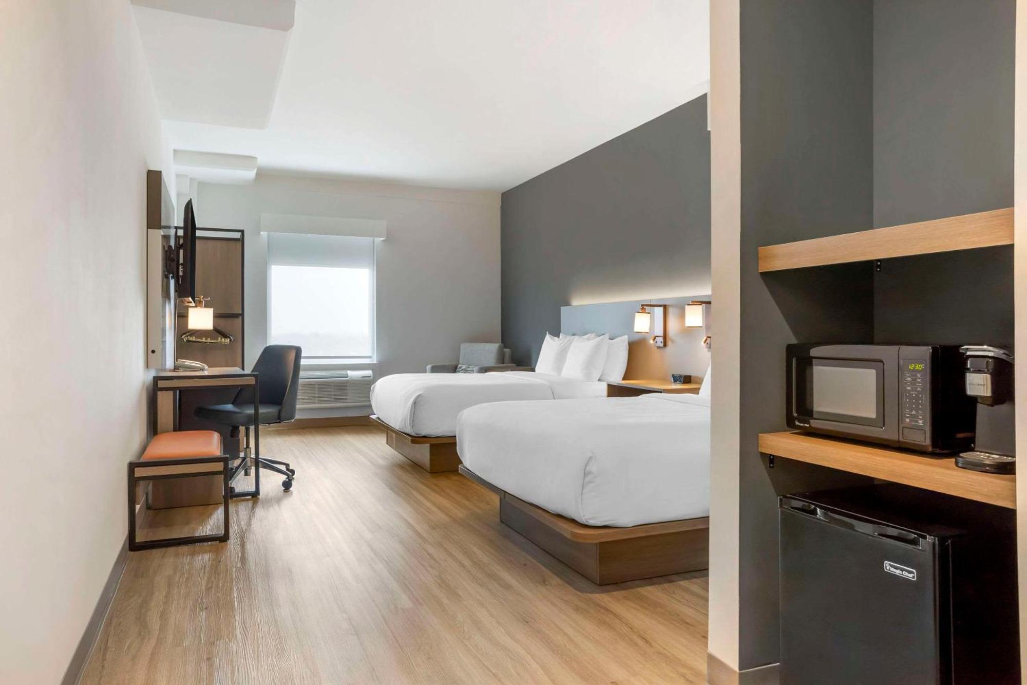 Hotel Comfort & Liberty International Airport Newark